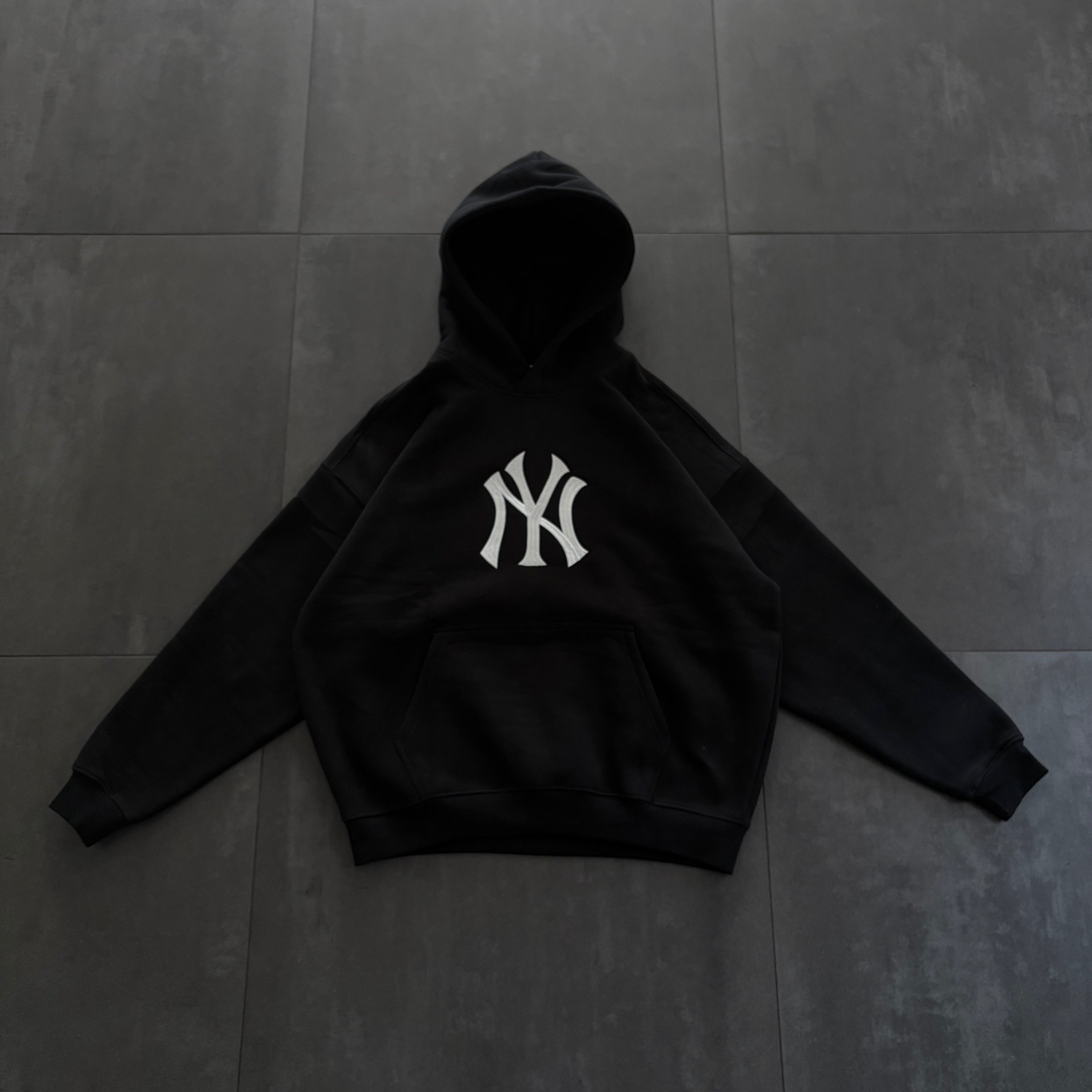NEW YORK Hoodie Black